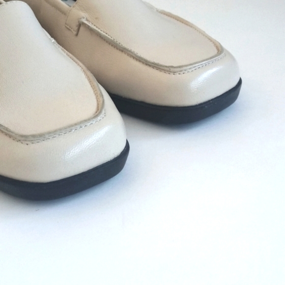 Ros Hommerson Cream Leather Slip On Loafers 7.5 (Beautiful & Minimalist Style) - Picture 9 of 13